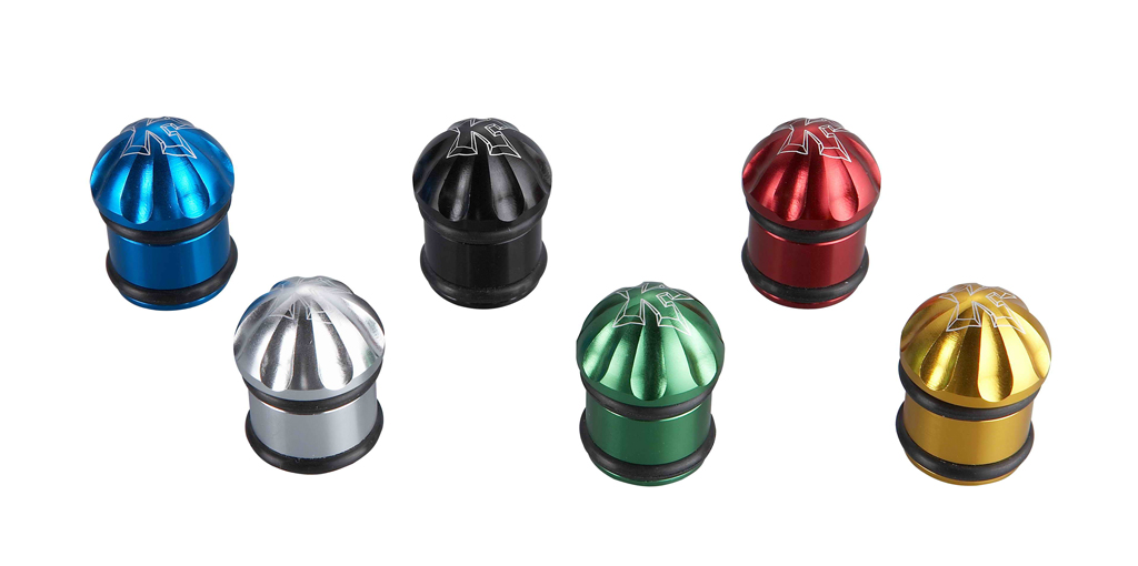 Bar end plugs