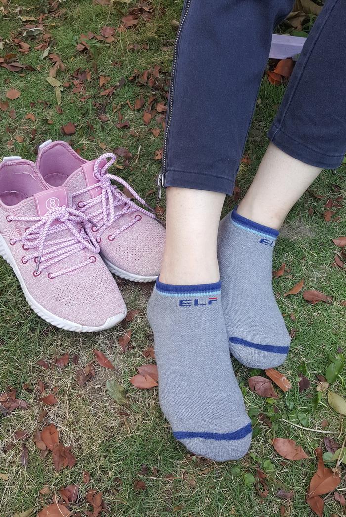 彩虹船型氣墊運動襪