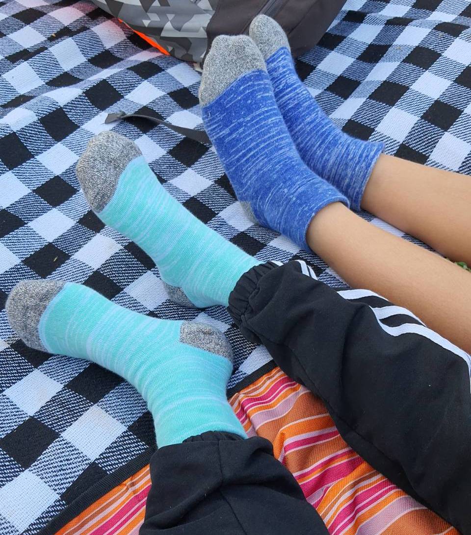 彩虹紋無痕寬口休閒童襪 (S/M)