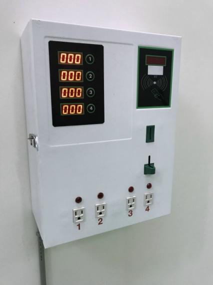 電動機車投幣式充電站