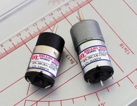 小型齒輪減速箱 30mm 外徑祥能馬達專用